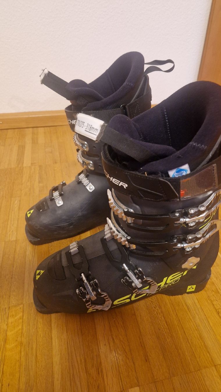 Fischer Sci: Skischuhe – Usato da Muttenz venduto da MarkL 1
