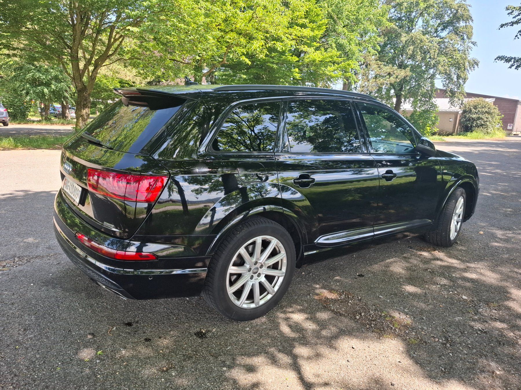 Audi Automobili: Audi Q7 3.0 TDI S-LINE – Usato da birr venduto da salej 3