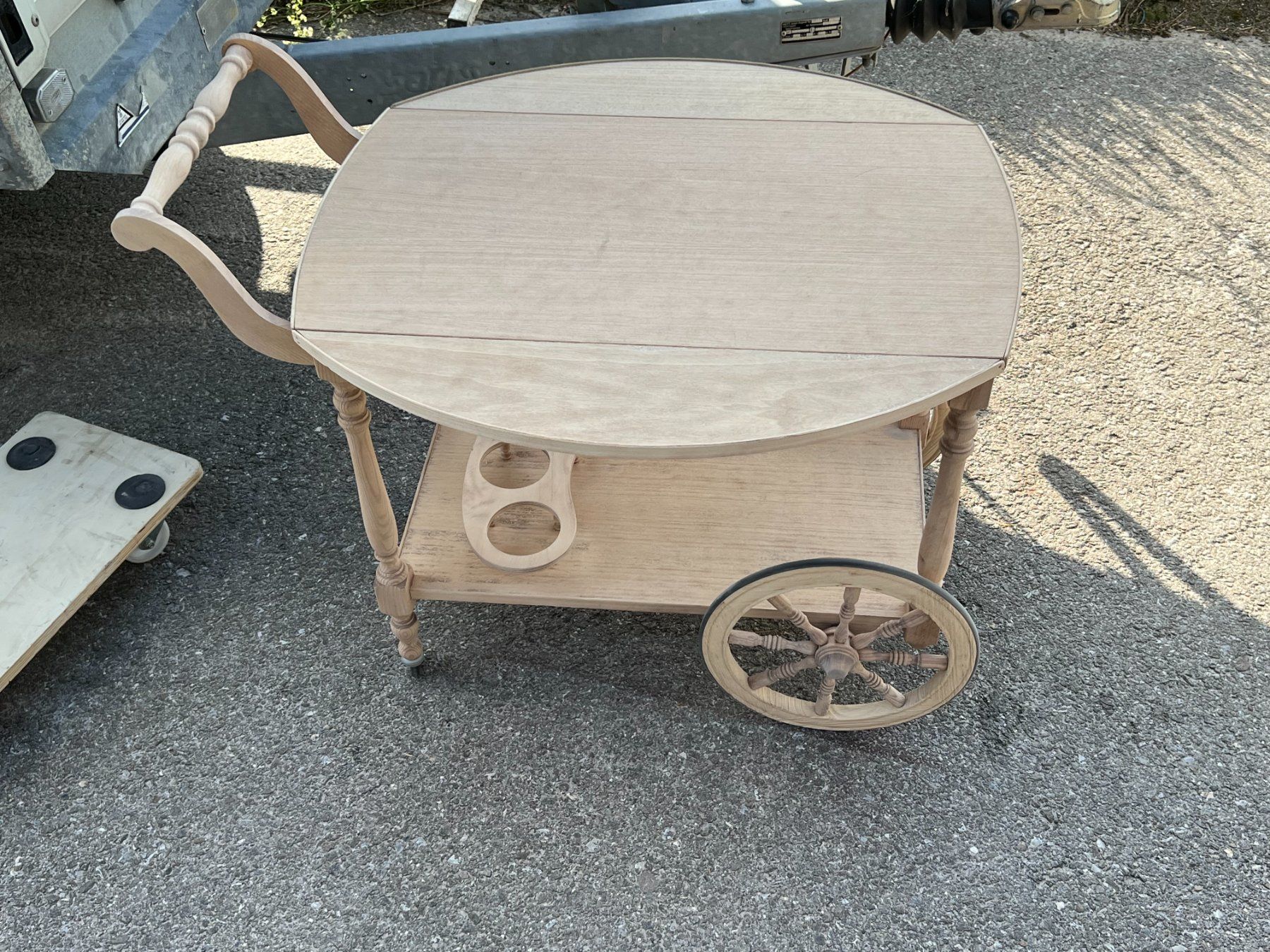 Möbel & Einrichtung: ART 1094-J Desserte sablé – Gebraucht aus Pont-La-Ville von BCMGLEAL 3