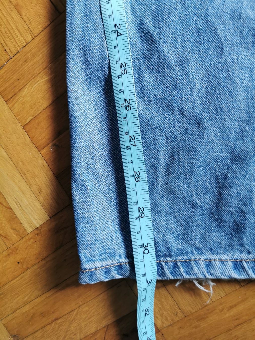 Lotti di vestiti: Jeans Gr. 36, Pullover, Sweatshirt und T-Shirt Gr. S – Usato da Basel venduto da grandfamily 9