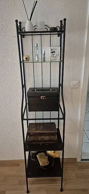 Scaffali: Schwarzes Regal / Gestell – Usato da Köniz venduto da Fabmi01 2