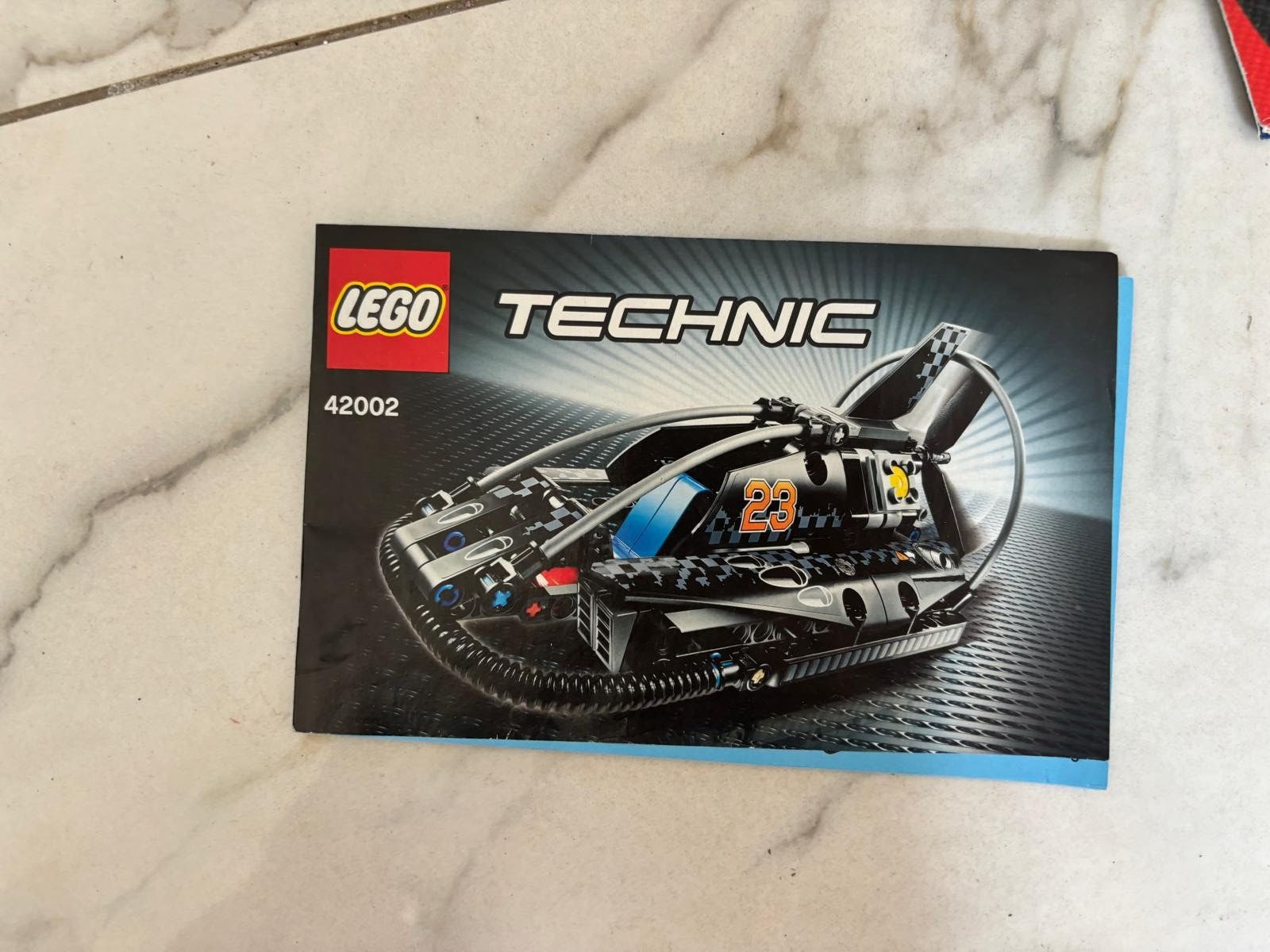 Lego Spielzeuge: LEGO Technic Bauanleitungen Konvolut – Gebraucht aus Naters von zub_zrz8 5