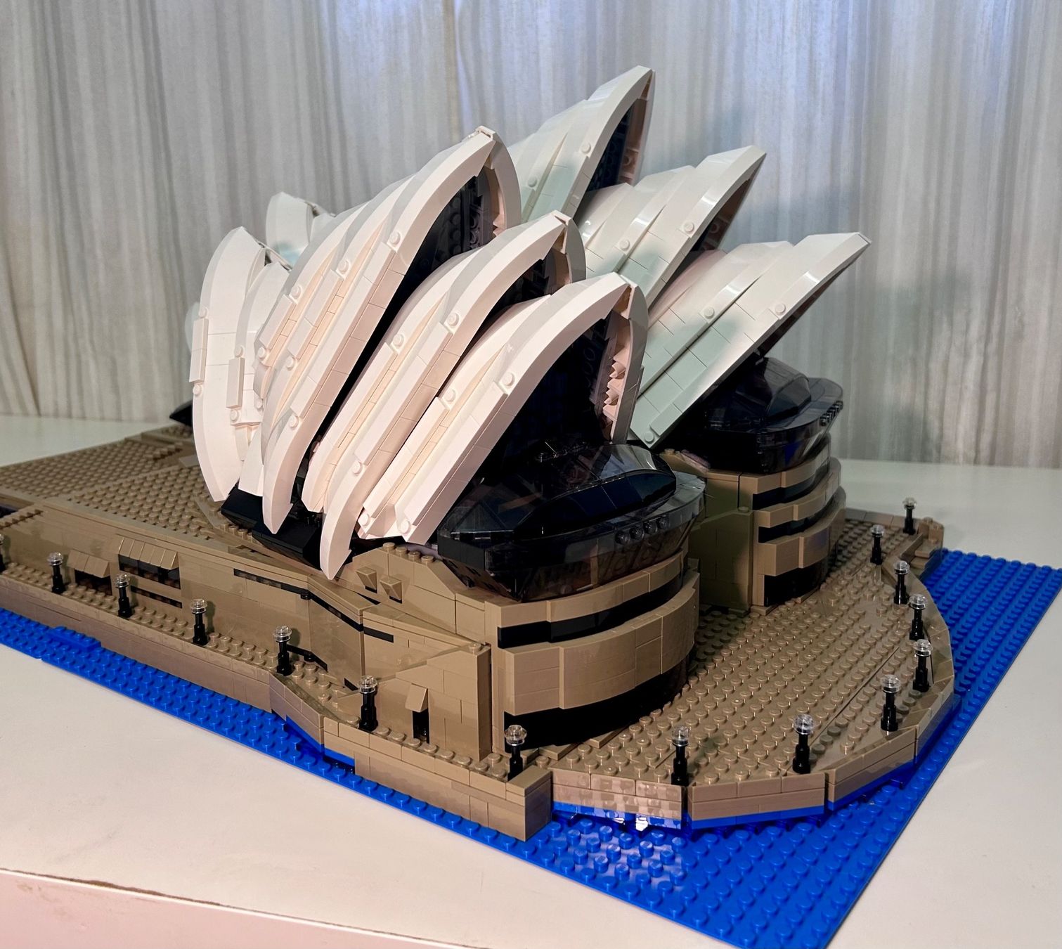 Lego Kit di costruzioni: Lego 10234 Sydney Opera House – Usato da Safenwil venduto da Nimo_1980 2