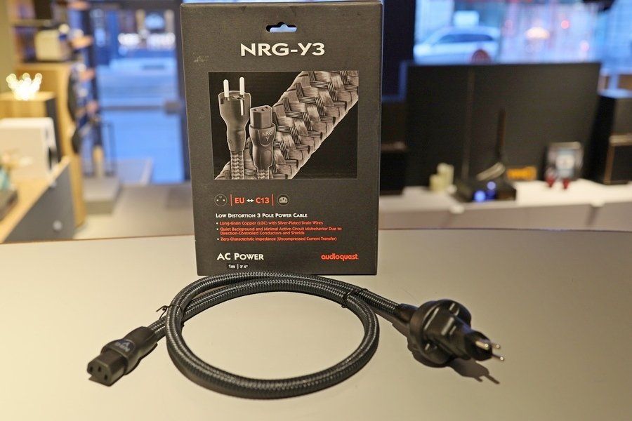AudioQuest Kabel: AudioQuest Y3 High-End Stromkabel NEU mit CH Adapter – Neu und originalverpackt aus Luzern von Hifipro 2