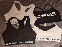 4 schöne Calvin Klein Performance Sport BHs S
