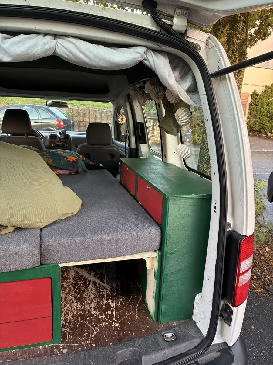 VW Autos: VW Caddy (mit Ausbau) – Gebraucht aus Turgi von sop_vz8f 3