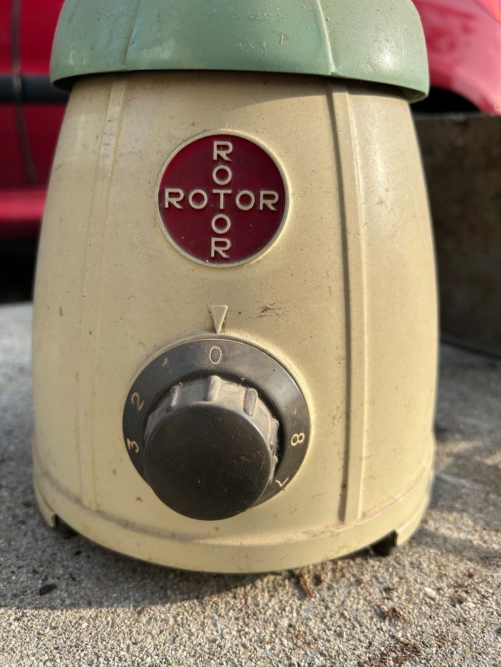Küchengeräte: Rotor Mixer Unterteil – Gebraucht aus Kleindöttingen von Demon4 1