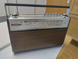 Transistorradio Kofferradio Philips TAMINA aus den 70ern