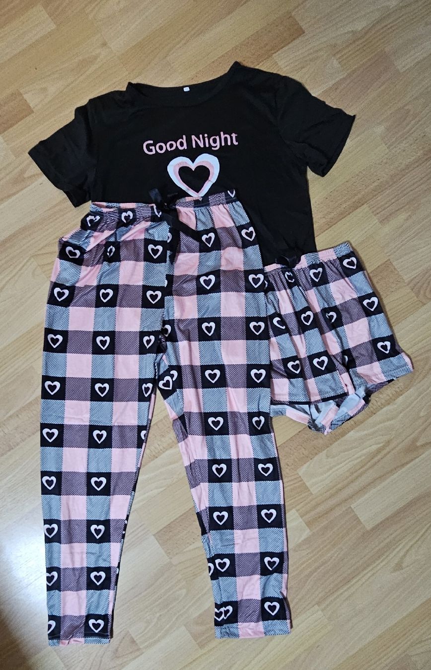 Negligees & Pigiami: Schlafanzug Damen  – Usato da Chur venduto da Aleksandra6