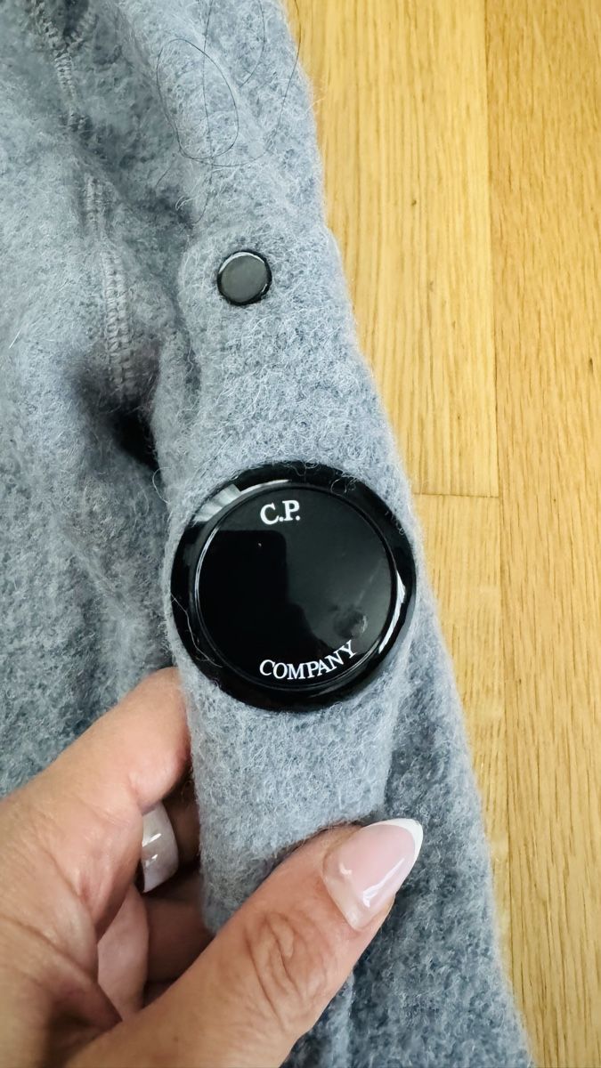 CP Company Pulls & Sweat-shirts: C.P. Company Pullover grau guter Zustand – D'occasion à Aesch ZH par Gaja9 1