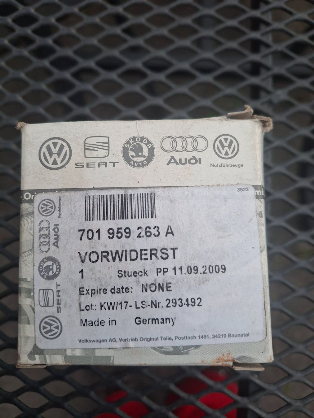 Componenti elettronici: Vw Audi Vorwiderstand  701959263 A – Usato da Oeschgen venduto da Kuppi