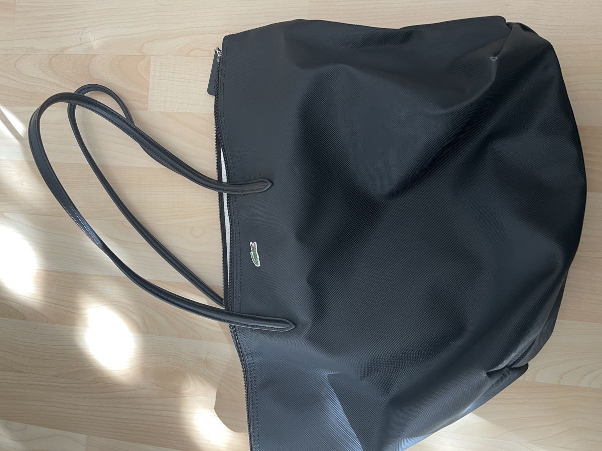 Lacoste Borse: Handtasche Lacoste – Nuovo (secondo la descrizione) da Nussbaumen AG venduto da c.4