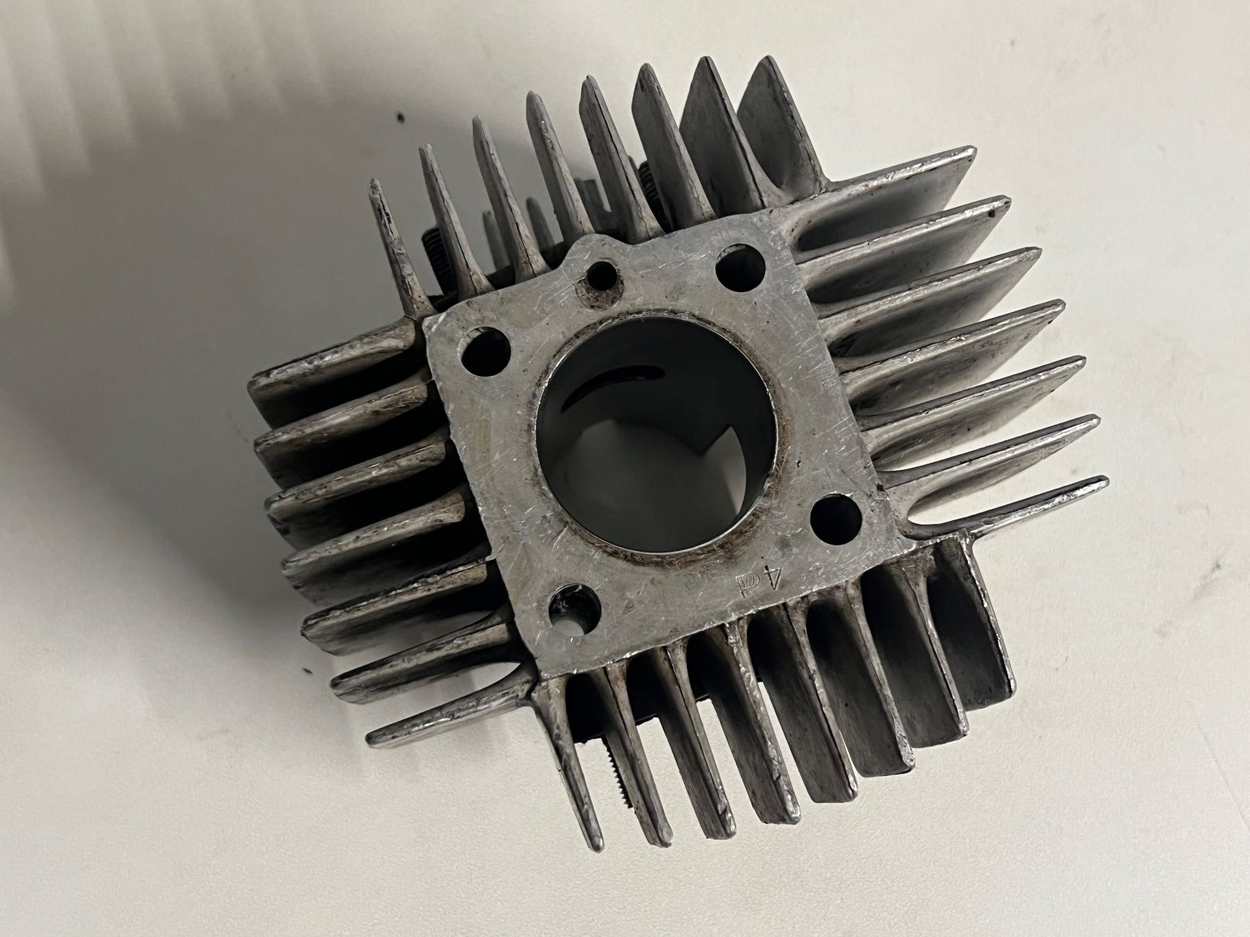 Puch Parti ricambio per ciclomotori: Puch Maxi E50 Zylinder 38mm original – Usato da Steffisburg venduto da FlorianJohner 3