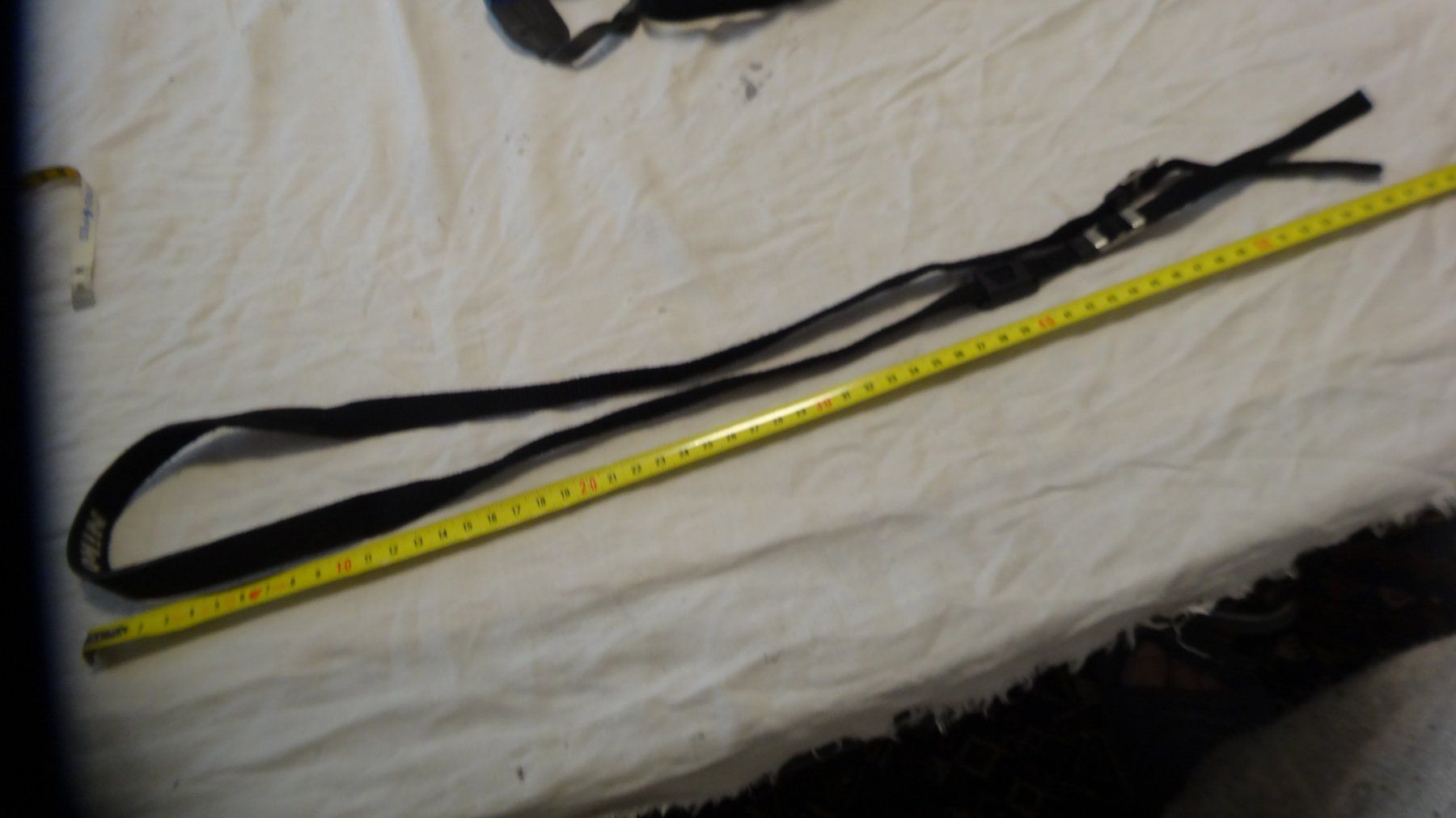 Nikon Fotocamera: NIKON KAMERA TRAGEGURT .NUR TRAGEGURT – Usato da zürich venduto da ahmad01 2