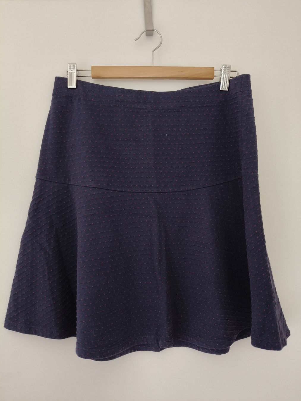 Tom Tailor Gonne: Jupe Tom Tailor taille 40, couleur bleu marine – Usato da Petit-Lancy venduto da Elissouche