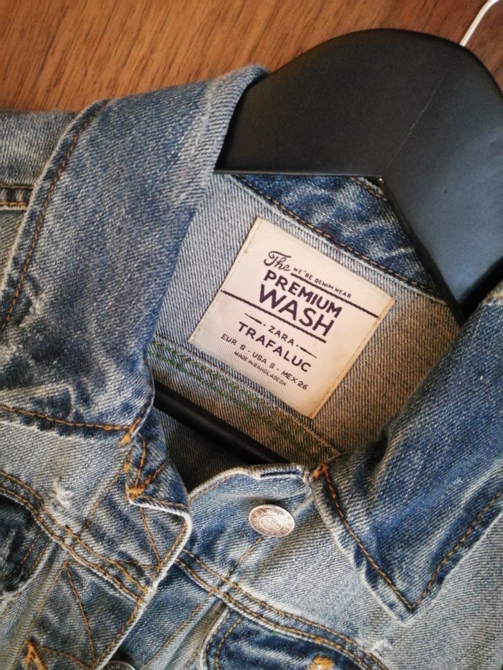 Giacche: Jeansjäckchen im used Look – Usato da Rheinfelden venduto da Illy84 1