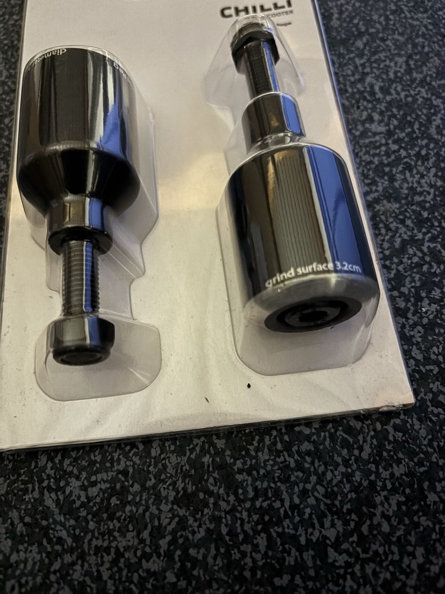 Scooter: Chilli Pegs Rocket Black und 14 Scooter MX Headset – Nuovo e nell'imballaggio originale da Rudolfstetten venduto da KerstinB01 4