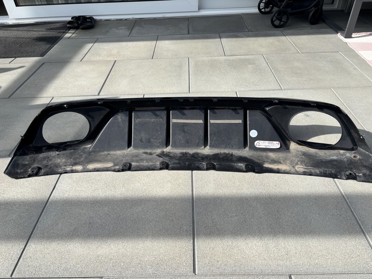 Audi Accessori per altri veicoli: Audi RS3 8Y Diffusor inkl. Flaps Heckansatz – Usato da Niederlenz venduto da fis_hfy5 2