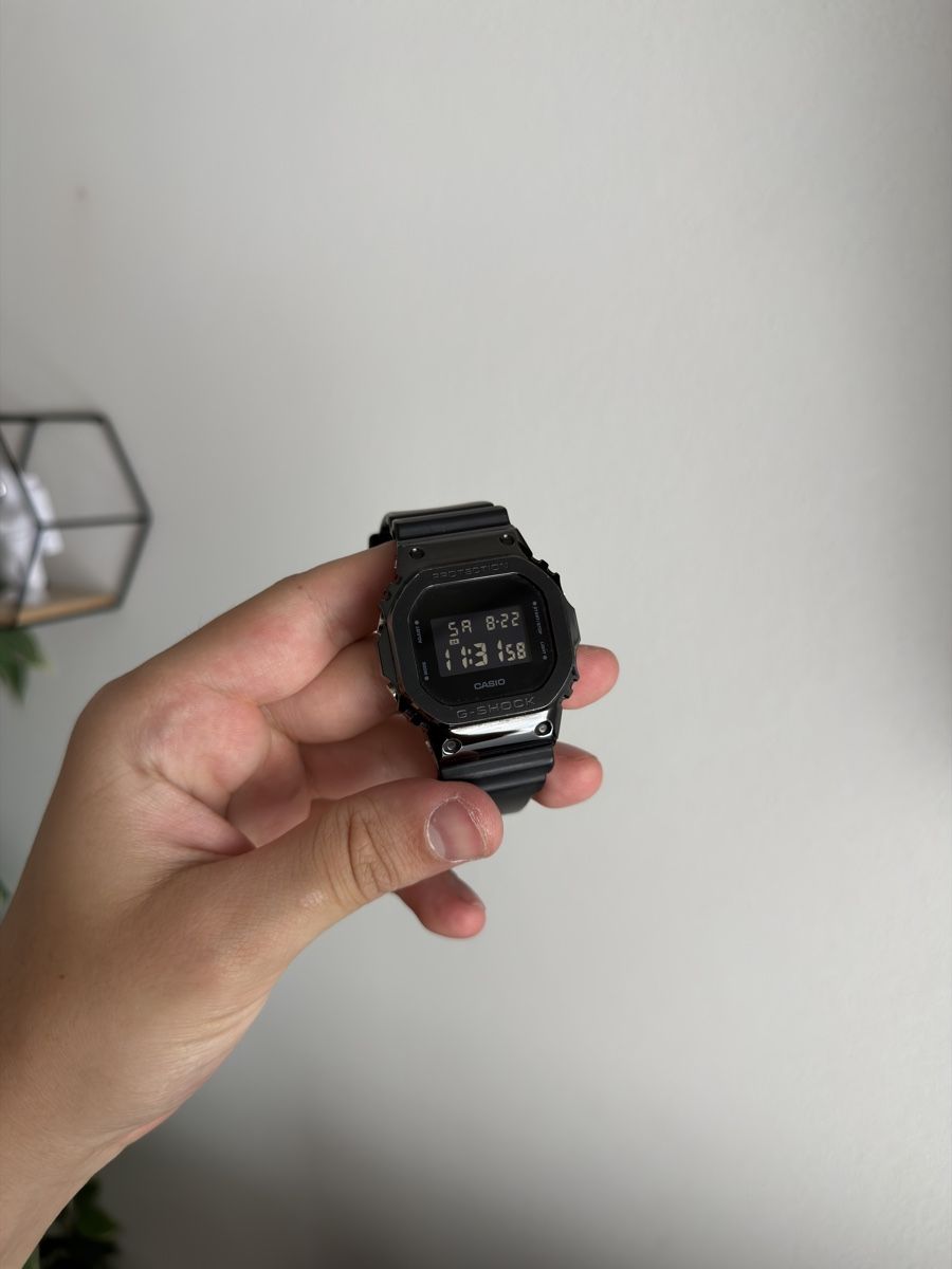 Casio Orologi: Casio G-Shock GM-5600 Uhr – Nuovo (secondo la descrizione) da Zürich venduto da BehatCeran