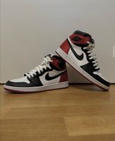 Jordan 1 High "Satin Blacktoe"