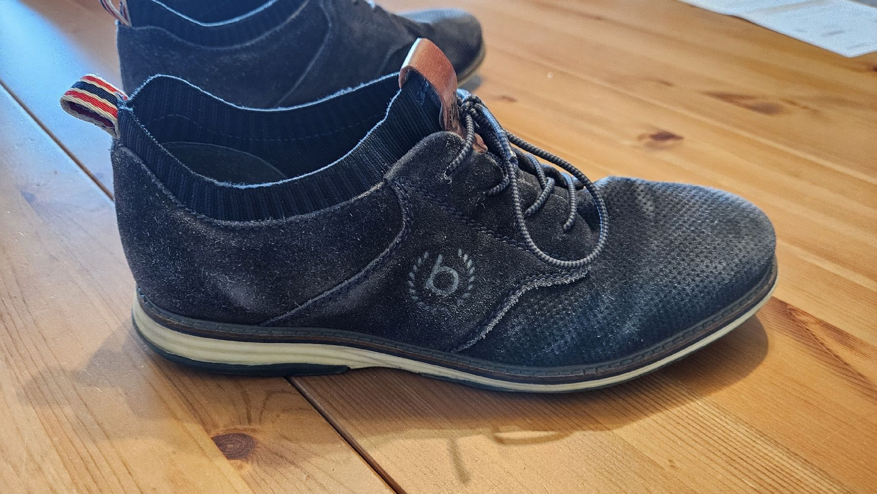 Bugatti Herrenschuhe: Bugatti Schuhe – Gebraucht aus Grenchen von Manuel.We 1