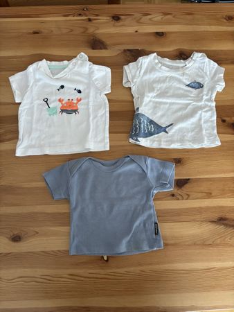 3x T-shirt  Gr. zwischen 50 und 62 für Baby