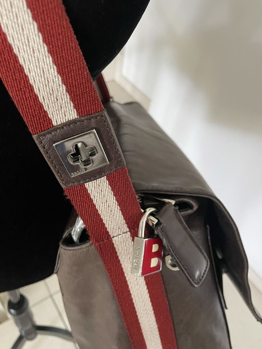 Bally Borse: Bally Leather Business / Laptop Bag – Usato da Richterswil venduto da Prangins9 9