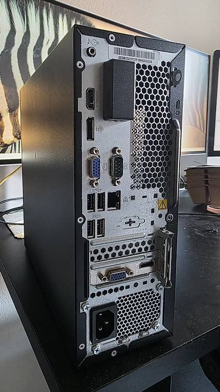 Lenovo PC: Lenovo Mini PC /i7 9700 – Usato da Lugano venduto da DanyalCH 1
