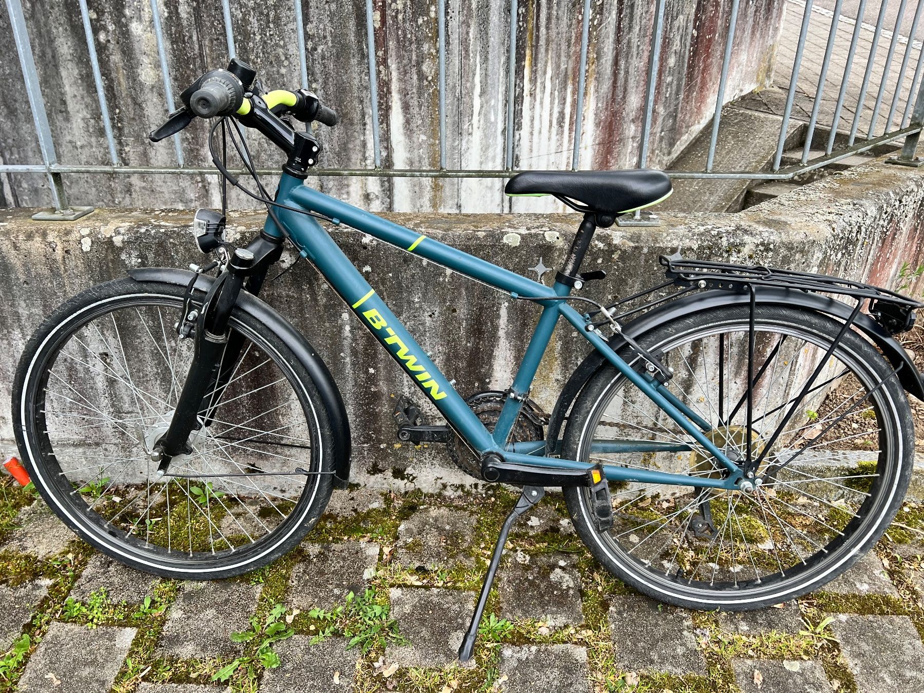 City Bike by B'TWIN, Ready for Spring Rides!24-Zoll (Gebraucht) in Oberwil  BL fr CHF 45  nur Abholung auf Ricardo kaufen