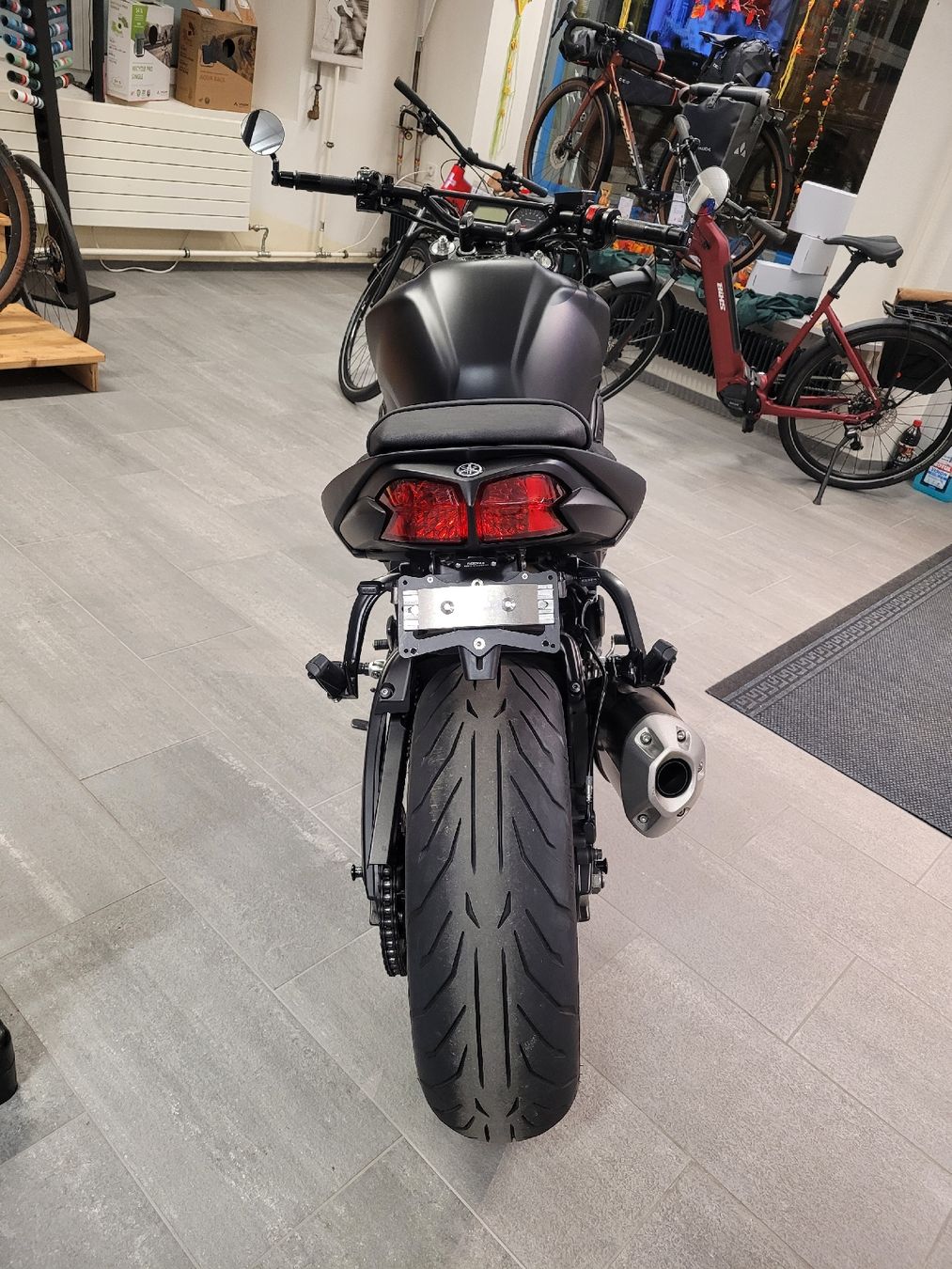Yamaha Strada: Yamaha FZ1 – Usato da Giswil venduto da bruno1216 3