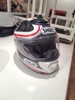 Casque Shoei de moto