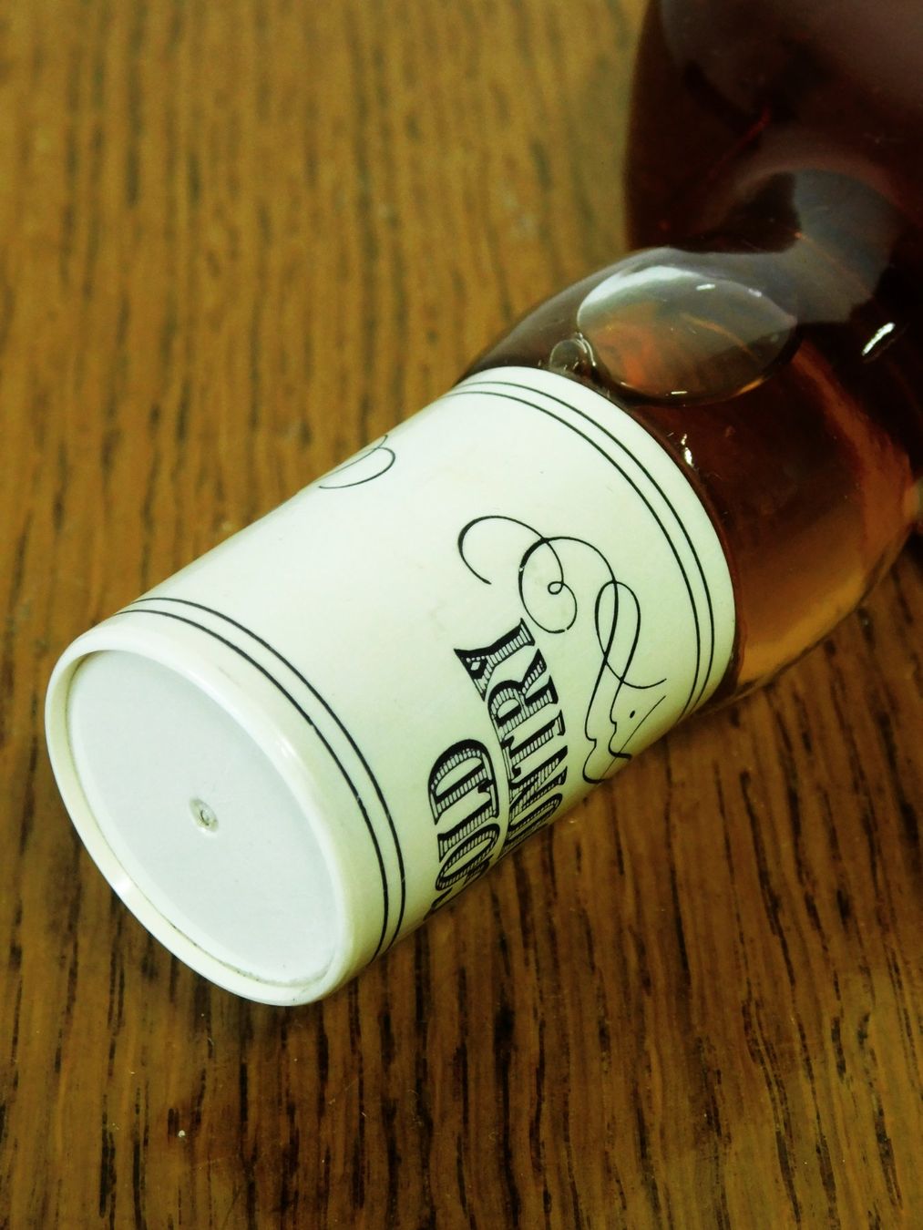 Bevande alcoliche: BOURBON WHISKEY "Old Fellow" 1990er – Nuovo (secondo la descrizione) da Emmenbrücke venduto da Ulisse-22 5