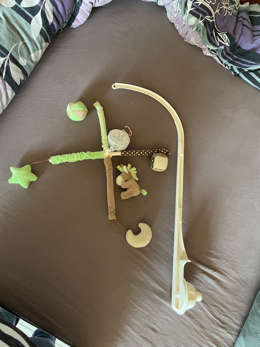 Tutte le decorazioni: Süsses Baby Mobile mit Melodie – Usato da Anglikon venduto da Sternli180