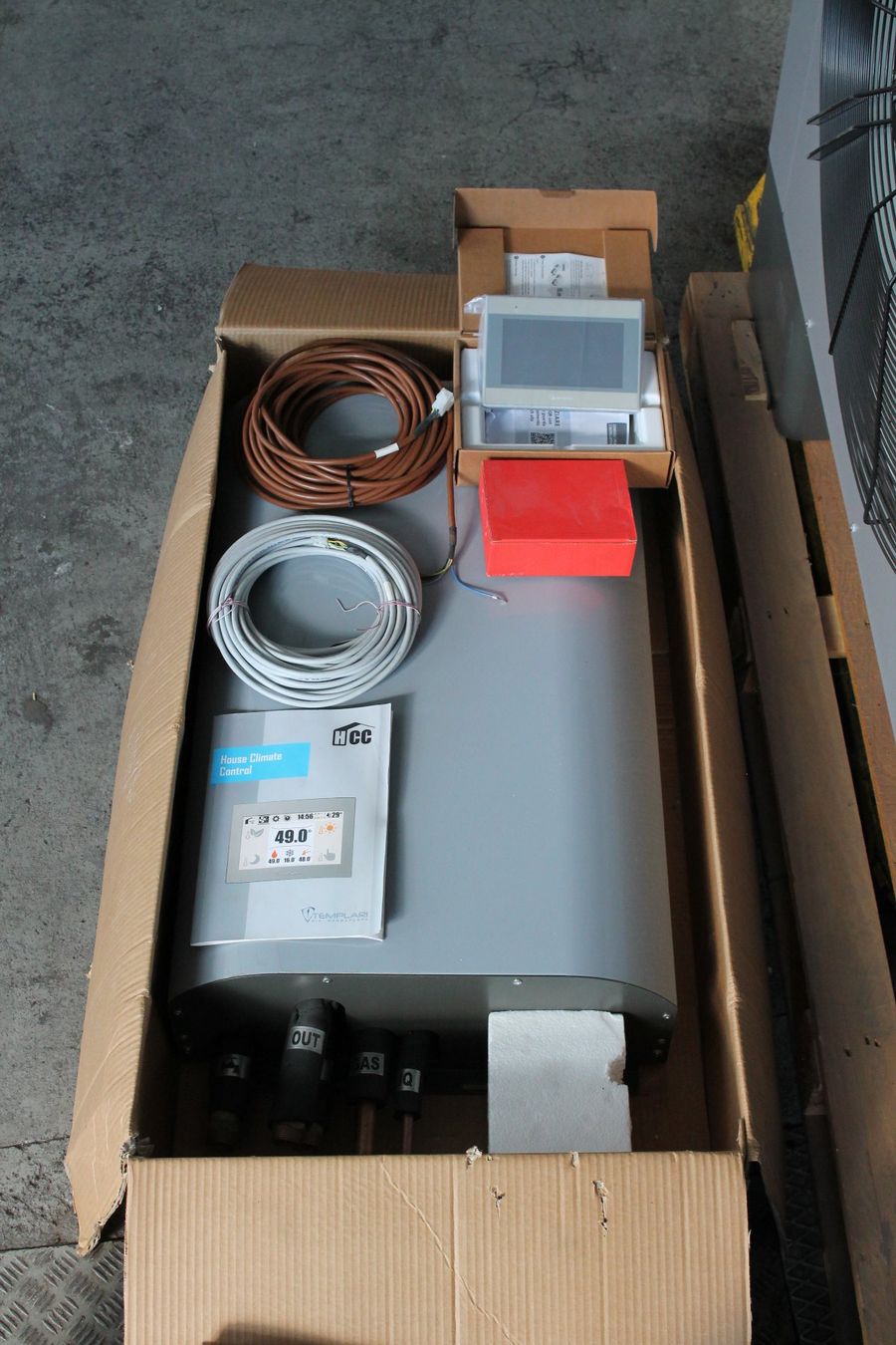 Heizgeräte: Wärmepumpe 35Kw – Gebraucht aus Oberburg von Maschinenbau 1