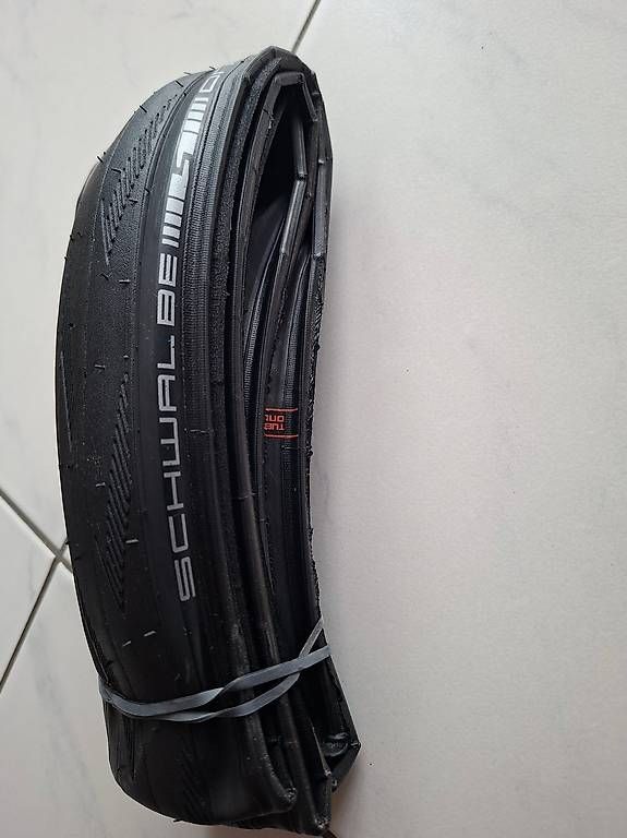 Pezzi di ricambio: 2Stk Schwalbe One 28mm – Nuovo e nell'imballaggio originale da Holderbank AG venduto da Jojer 2