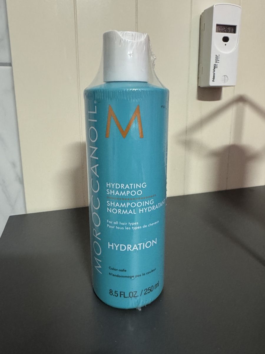 Tinte: Moroccanoil Hydration Shampoo 250ml – Nuovo e nell'imballaggio originale da Rorschach venduto da Tonia91