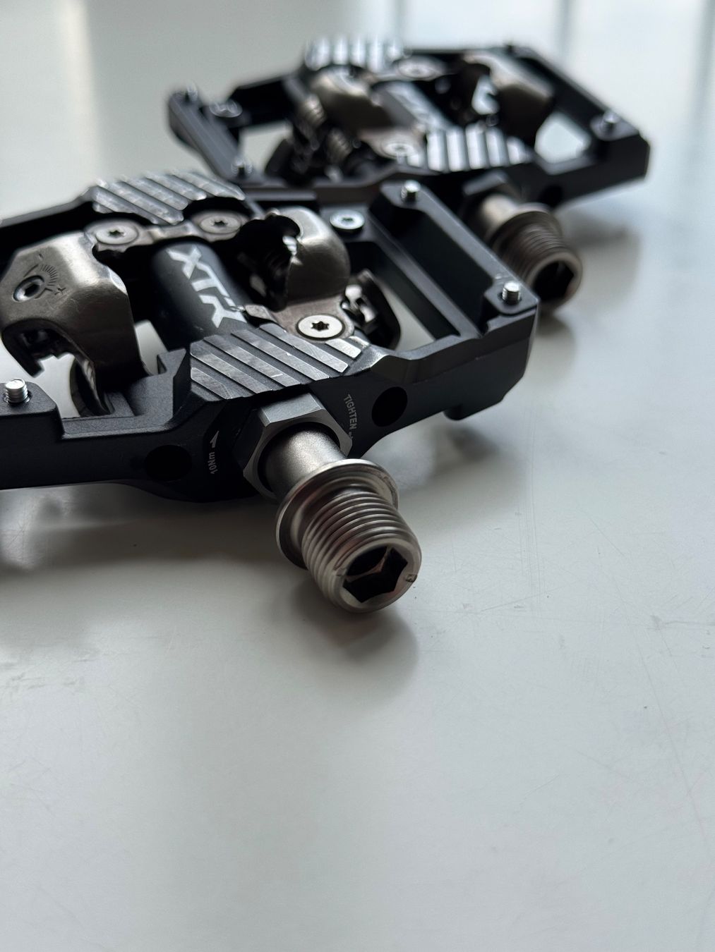 Shimano Pezzi di ricambio: Shimano XTR PD-M9220 SPD-Klickpedale – Usato da Bern venduto da jkk_trl8 3