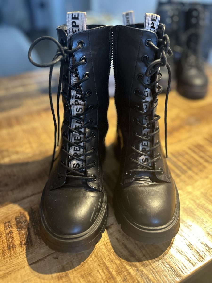 Pepe Jeans Scarpe da donna: Original Pepe Jeans Schnürrstiefel – Usato da Thun venduto da Anni1977 2