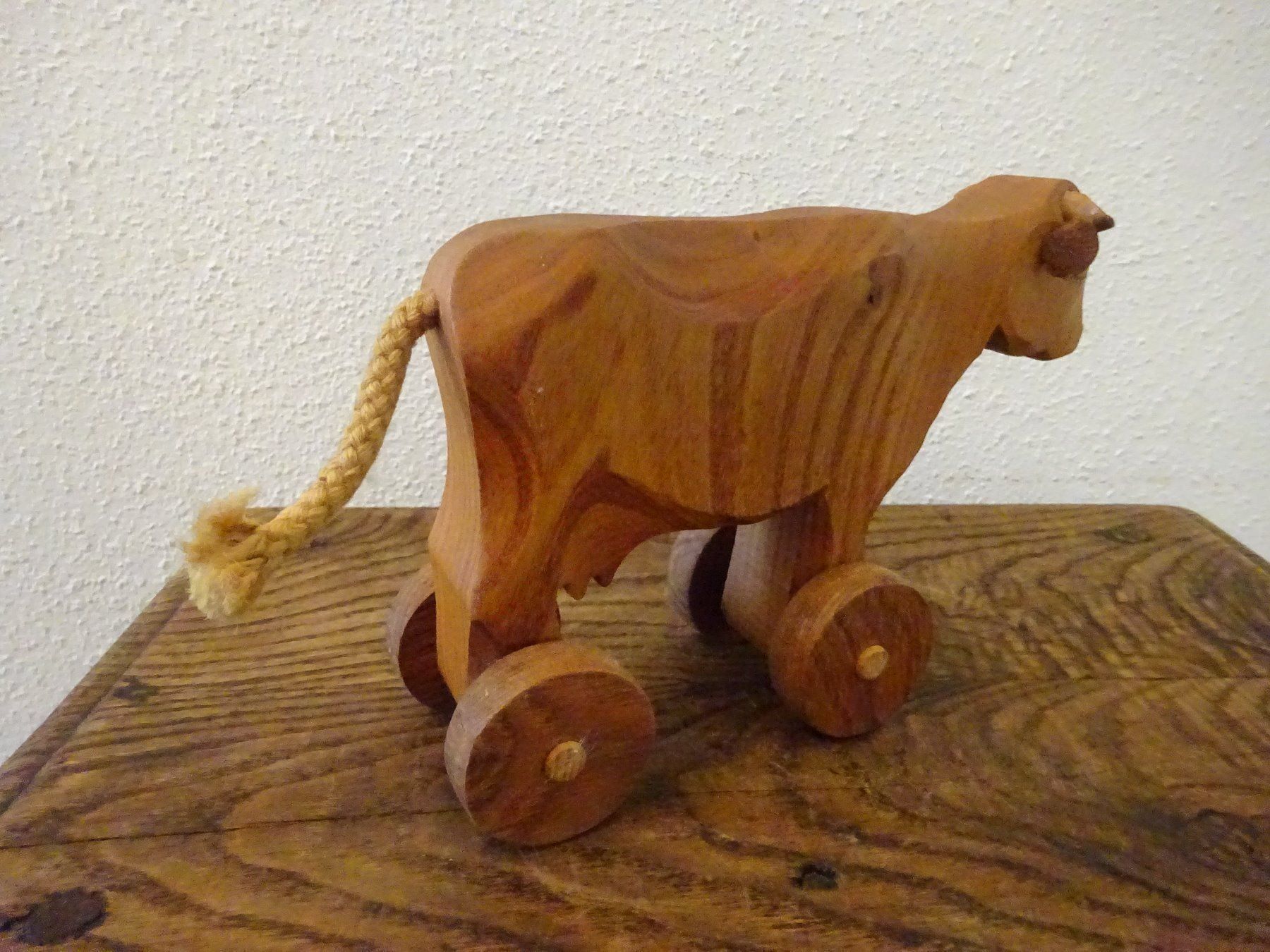 Statuette: Schlafende Kuh auf Räder – Usato da Esslingen venduto da eintagammeer 2