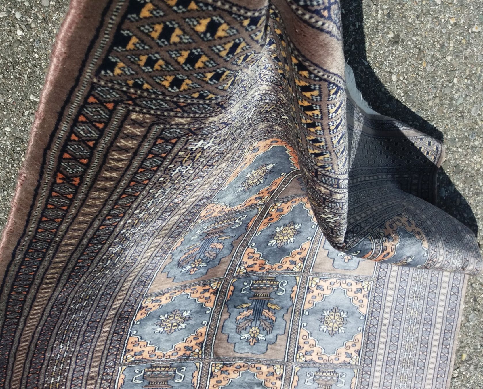 Tappeti: Orientteppich mit Signatur, 195 x 129cm – Usato da Herzogenbuchsee venduto da all-around 2