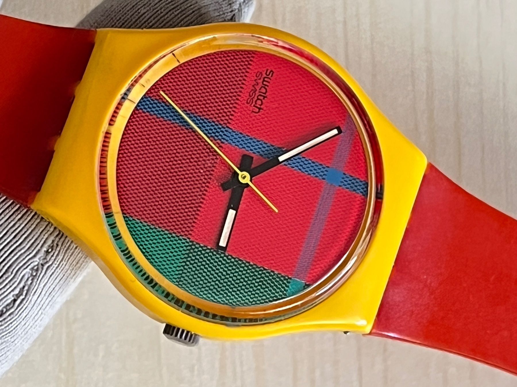 Swatch Uhren: Swatch Uhr, Klassiker, , tolles Design! – Gebraucht aus Grenchen von chththl 5
