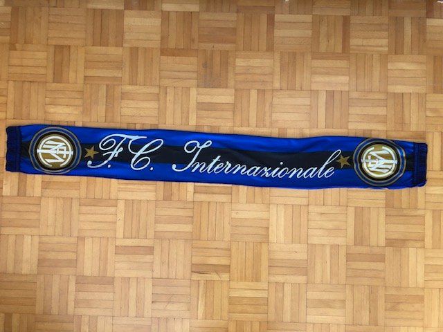 Foulard & Sciarpe: Inter Champions League Sieger Schaal "Madrid 2010" – Usato da Zuerich venduto da Cfinale 1