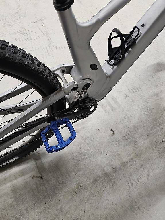 Biciclette: Scott Genius 2023 – Usato da Schötz venduto da livener 1