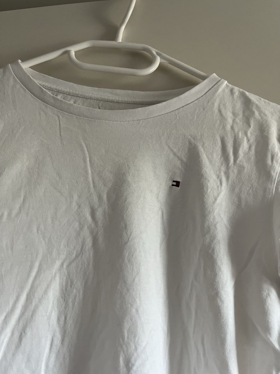 Tommy Hilfiger Hemden, T-Shirts & Polos: T-shirt Tommy Hilfiger – Gebraucht aus Montsevelier von Duna2210 2