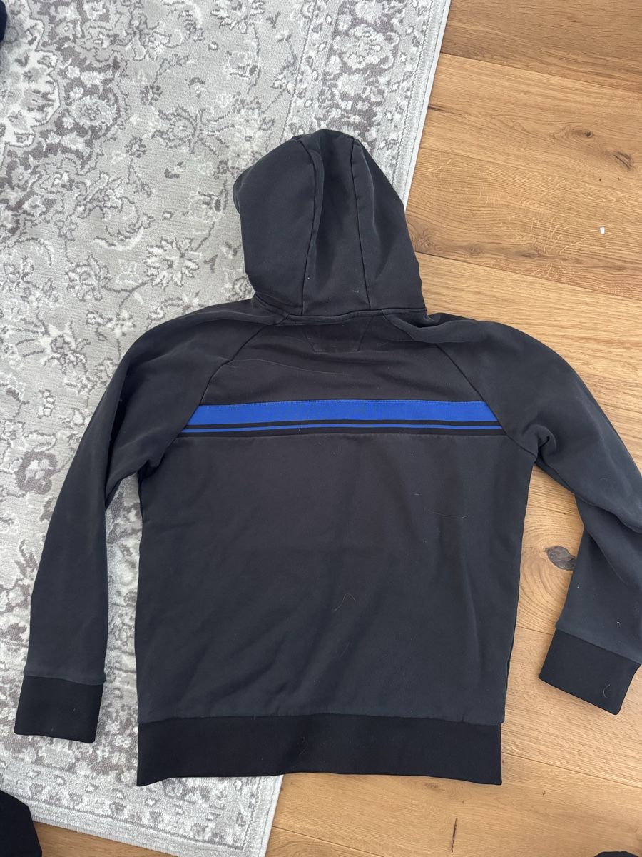 Hugo Boss Maglioni & Felpe: Hugo Boss x Porsche Kapuzen-Pullover – Usato da Schaan venduto da kri_tsw8 2