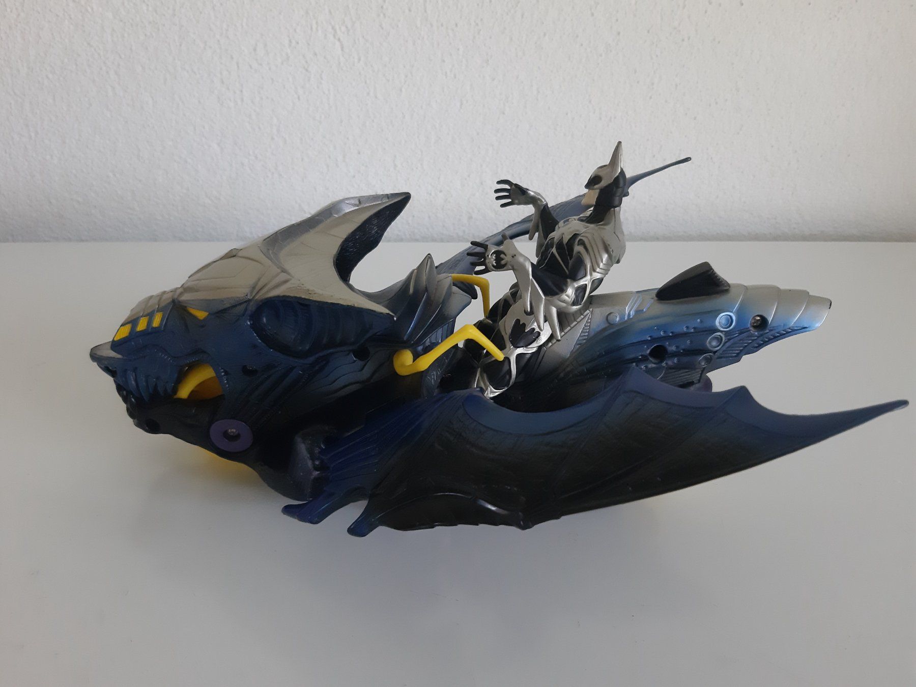 Statuette: Batcycle Gothic Legends Dark Knight Batman + Original Figure – Usato da Buchs SG venduto da Bray_Law 2