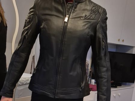 Schicke Biker Lederjacke, Grösse 38, Top Zustand für Herbst!