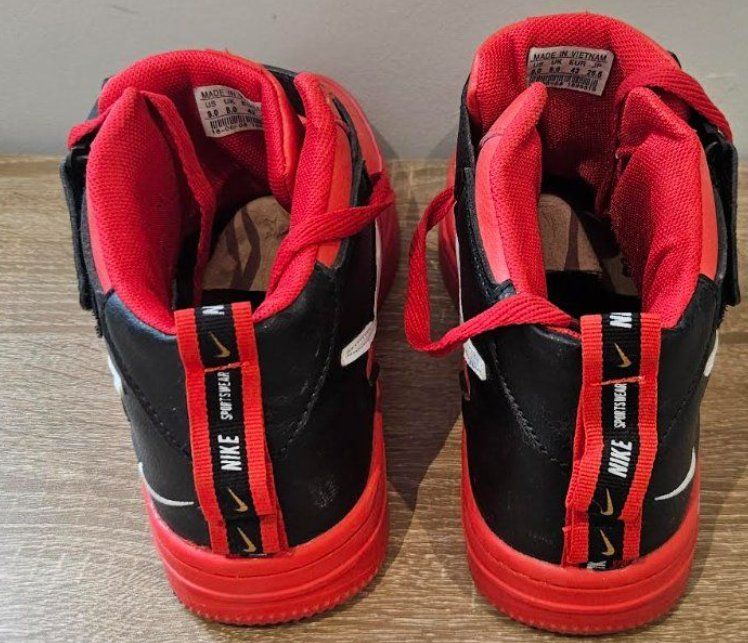 Nike Herrenschuhe: Baskets Nike Air Force 1 Mid rouge noir Taille 43 – Gebraucht aus Etoy von vin_hss9 2