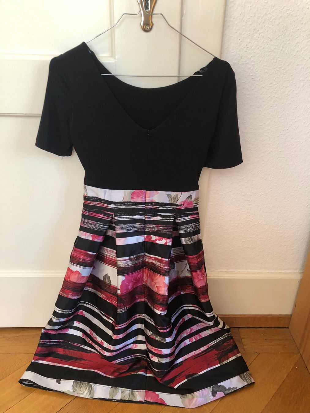 Vestiti: Swing Kleid, Gr. 36, festlich, Blumenmuster, Herbst – Usato da Basel venduto da sebmac 3