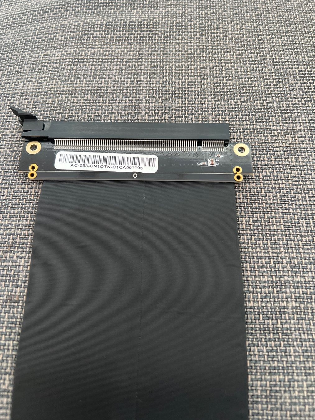 Cavi: Thermatake PCIe 3.0 x16 pour graphique en vertical – Usato da Ollon VD venduto da Rider_27 1